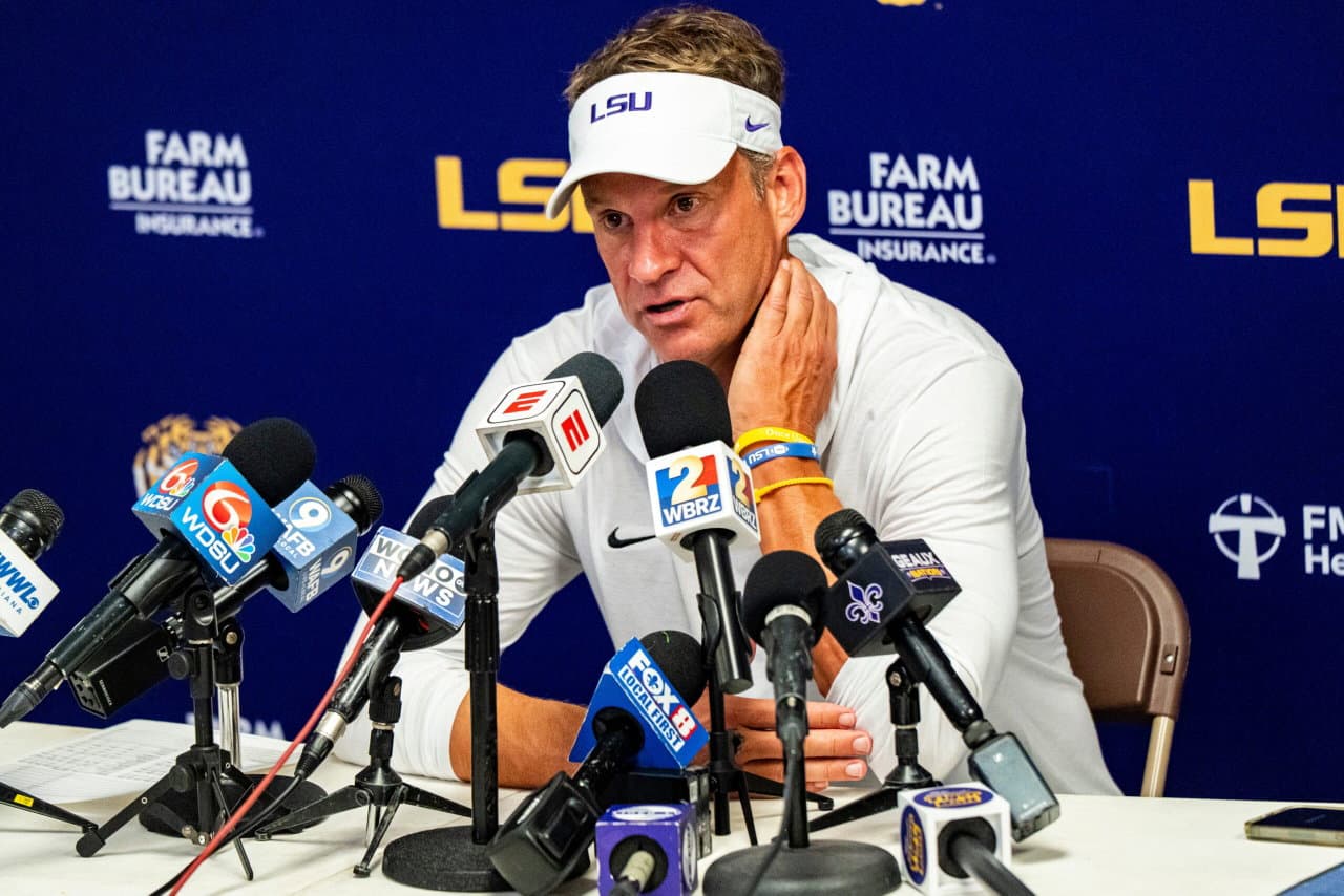 Lane Kiffin Does Damage Control for Sam Leavitt as LSU QB Faces Scrutiny Despite Week 5 Win